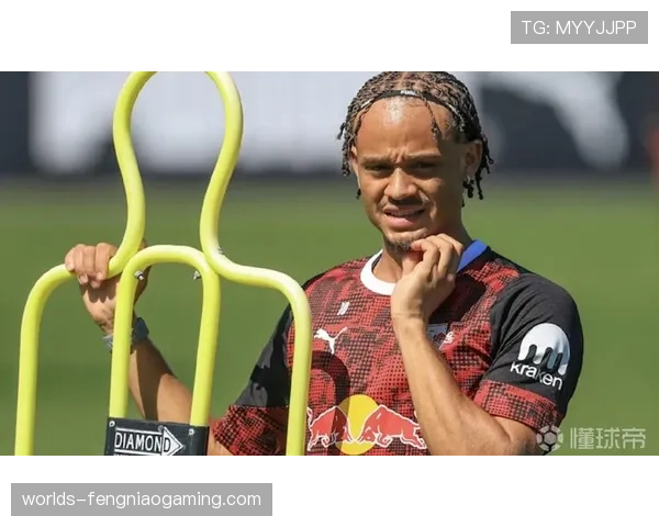 哈维-西蒙斯恢复训练,莱比锡迎回进攻关键棋子